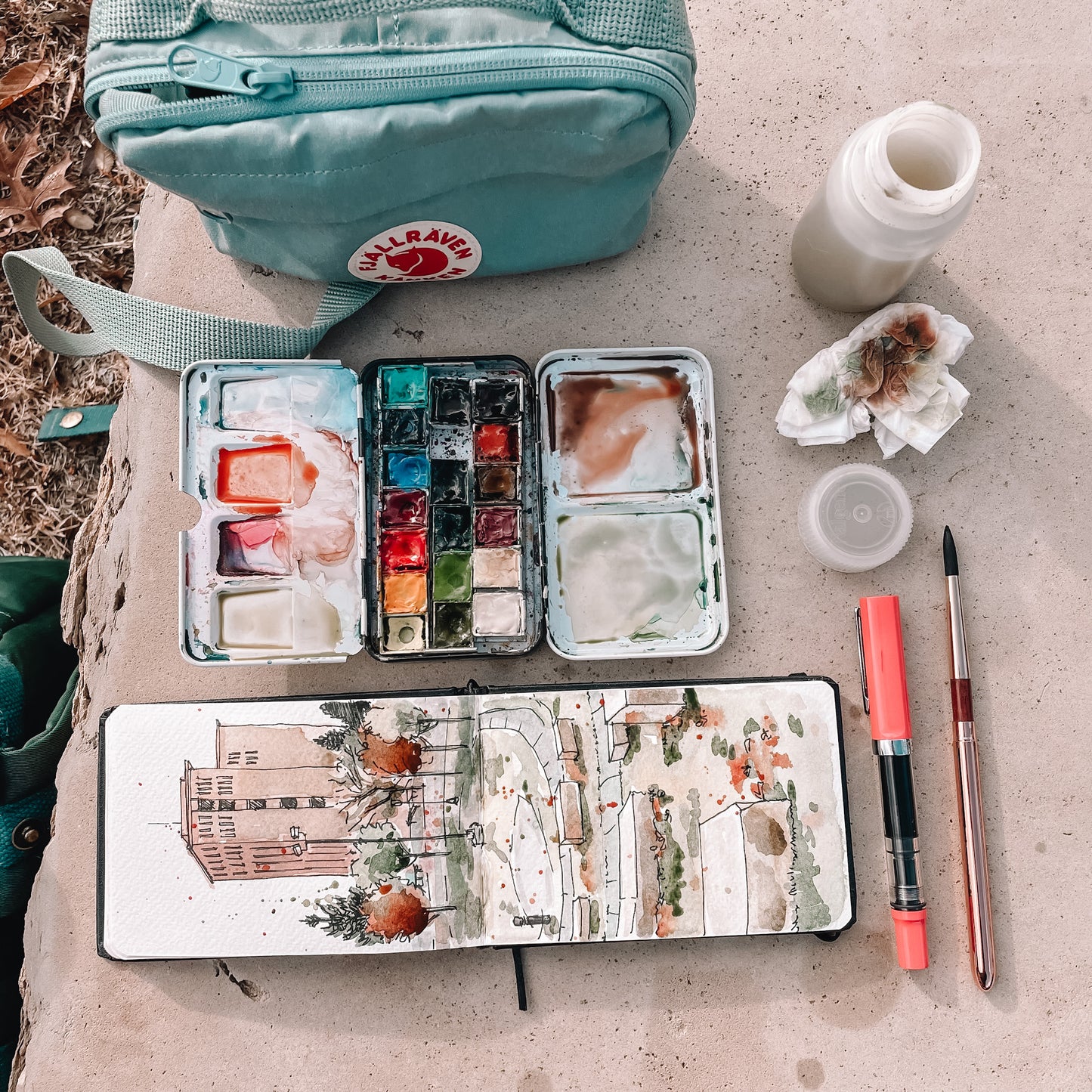 Ultimate Travel Art Supplies Guide